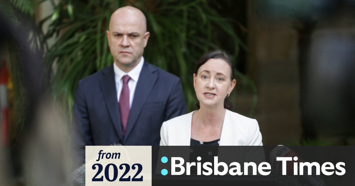 Qld enters second wave with 9404 new COVID cases on Saturday